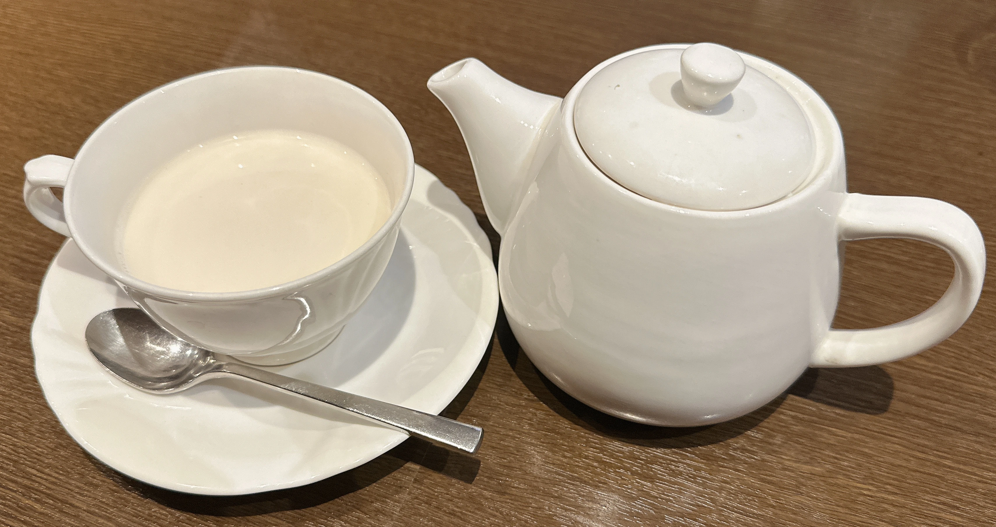 薬膳カレー＆スープカレー らいもん チャイラテ