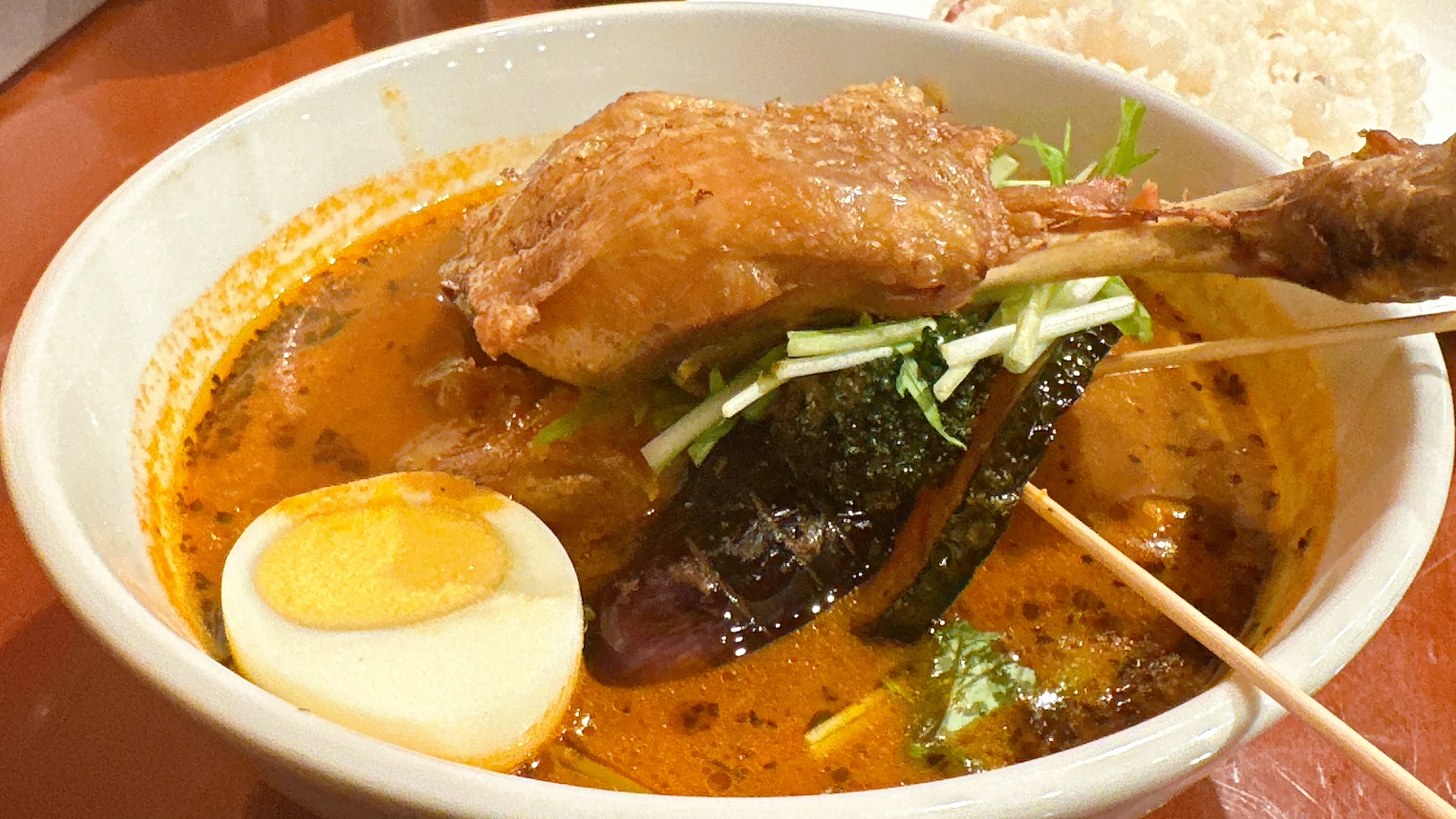 吉祥寺で楽しむ素揚げ野菜と甘辛スープ！東京スープカレーの人気店 Suage 吉祥寺店