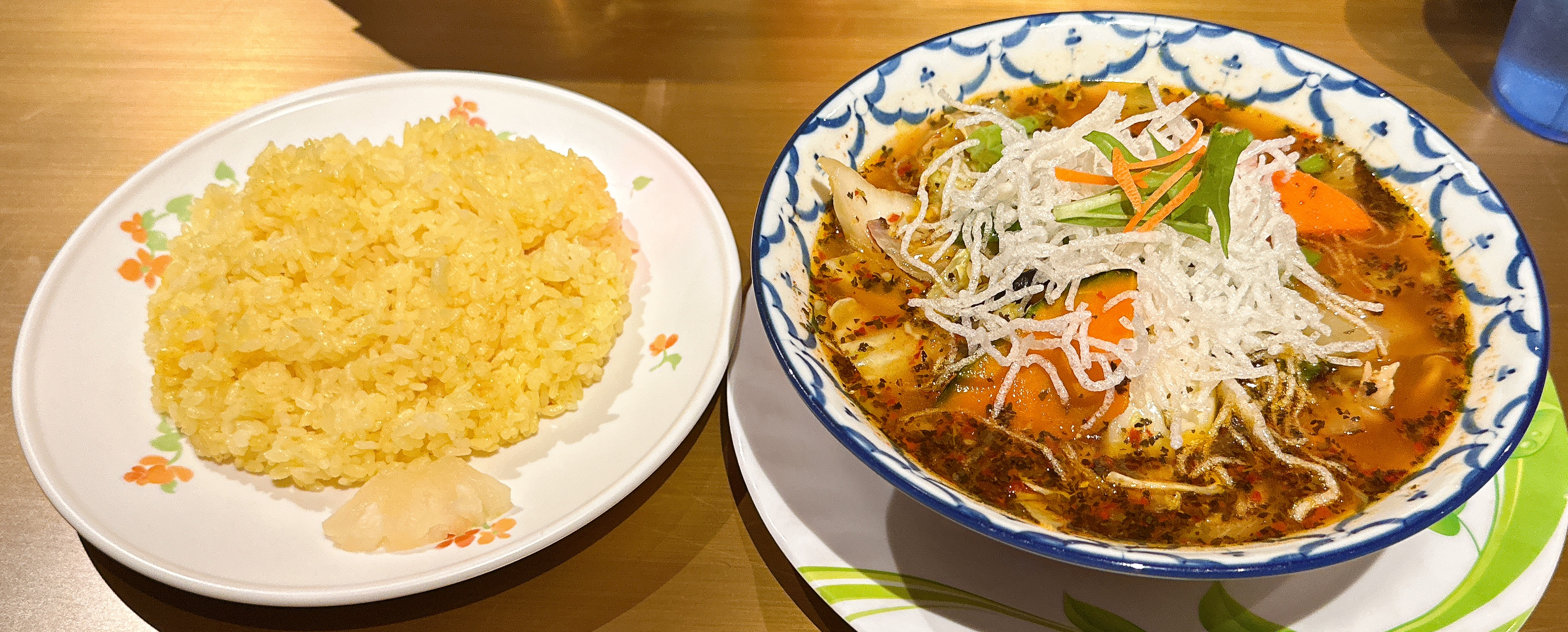 下北沢の東京スープカレー聖地 マジックスパイス 東京店 チキン涅槃