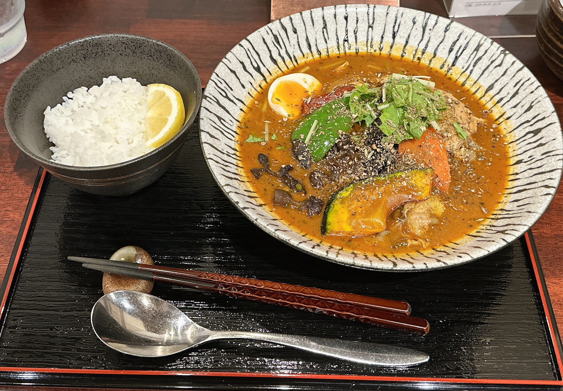 スープカリー専門店 奥芝商店 -Tokyo- コモンズ立川立飛店 チキンカリーとライス小盛