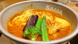 末広町・秋葉原エリアで楽しむ札幌発祥の東京スープカレー SAMA 神田店